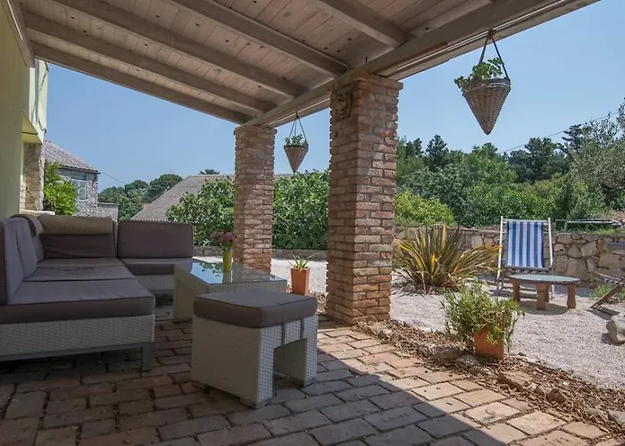 Complex 32 Veli Lošinj