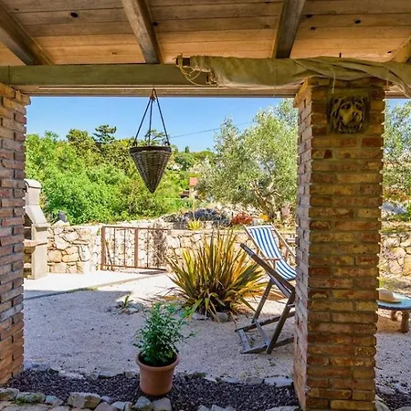 招待所 Complex 32