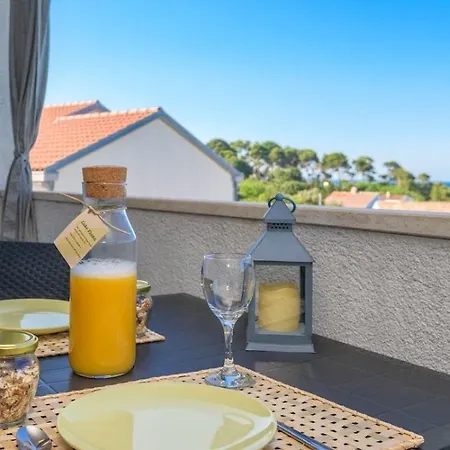 招待所 Complex 32