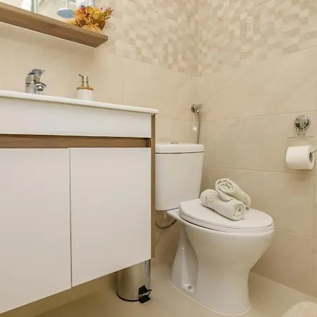 Guest house Complex 32 4*
